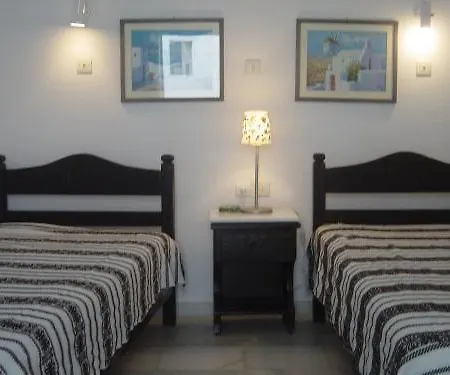 西格玛海滩公寓酒店 Naxos City